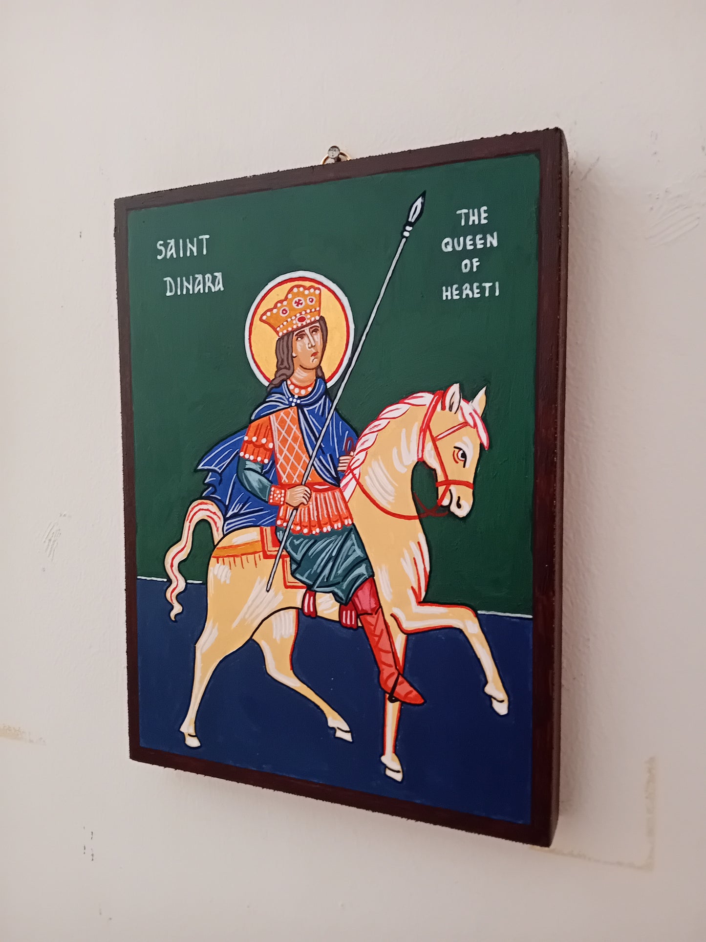 Handpainted orthodox religious icon Saint Dinar the Queen of Hereti - Handmadeiconsgreece 
