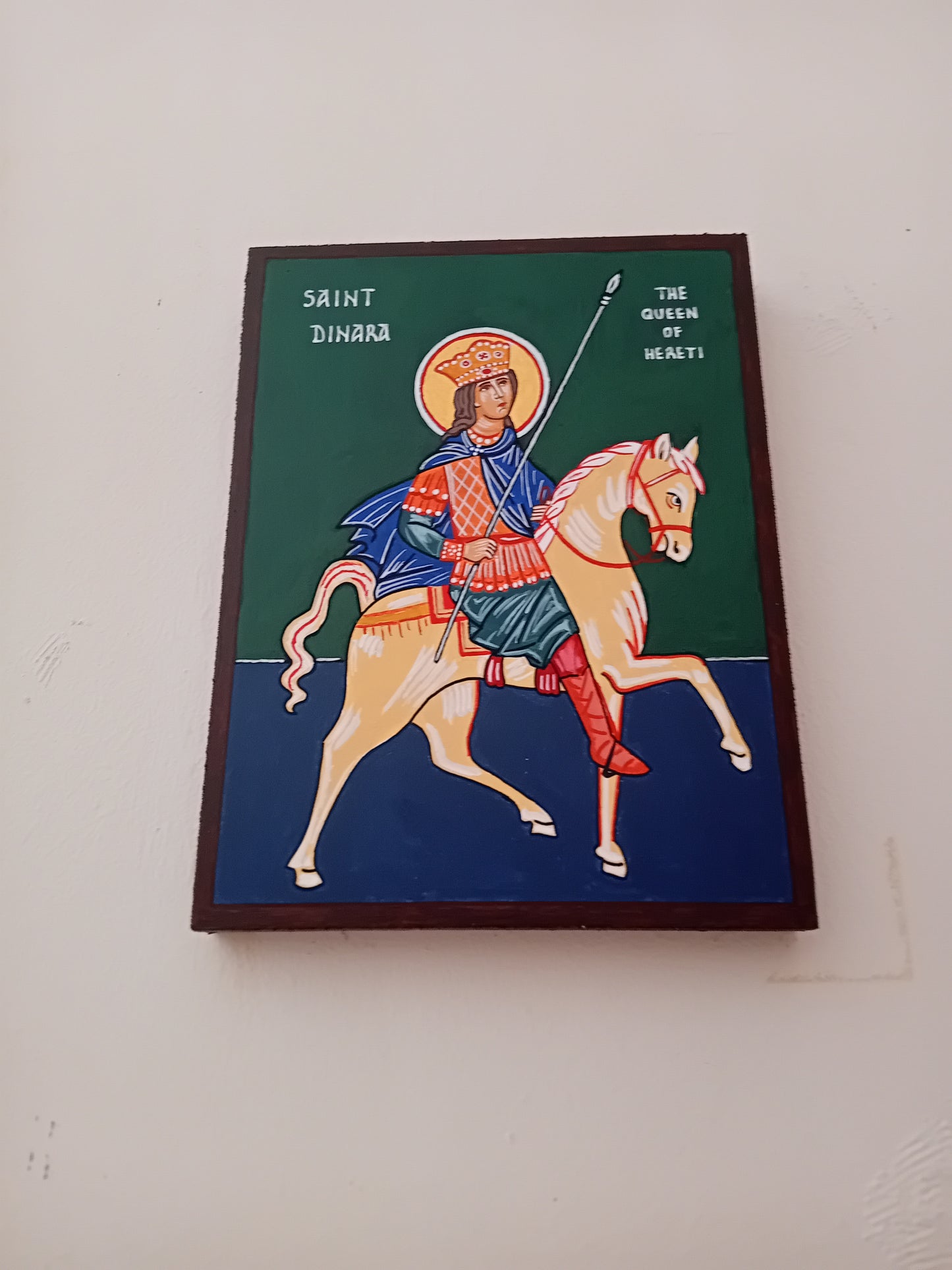 Handpainted orthodox religious icon Saint Dinar the Queen of Hereti - Handmadeiconsgreece 